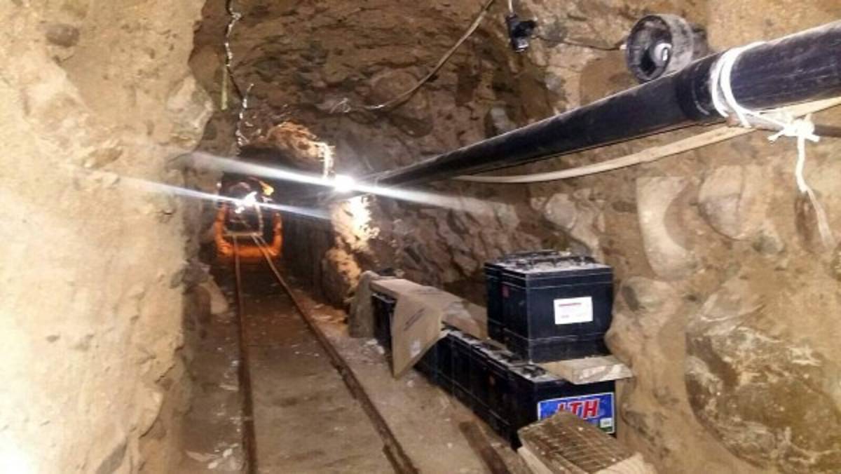 Hallan narcotúnel entre EE UU y México con 10 toneladas de droga  