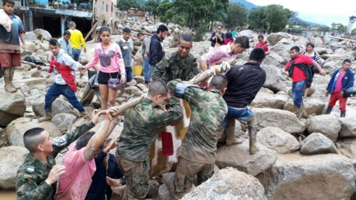 Niños muertos, heridos, perdidos: drama de dramas tras alud en Colombia