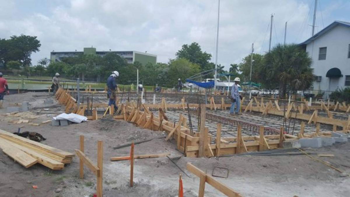 Hondureños ponen en alto nombre de su patria con su trabajo