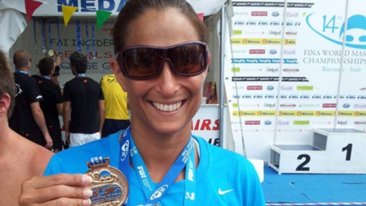 Ana Joselina Fortín ganó medalla de bronce en el Mundial Máster de Natación Budapest 2017