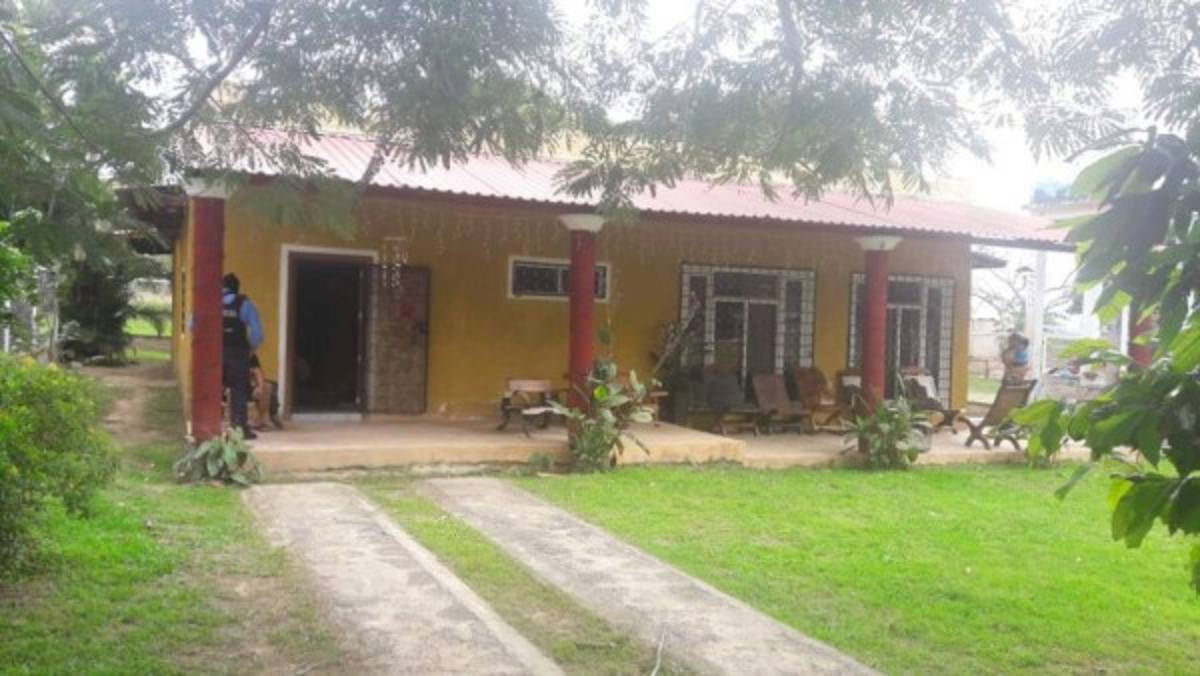 Decomisan al menos ocho vehículos tras allanamiento en vivienda de supuesto asesino   