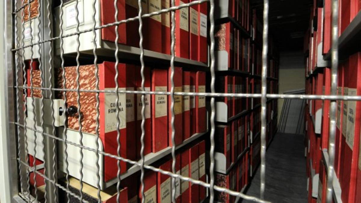 Papa Francisco, en 2020 se abrirán los archivos del Vaticano sobre Pío XII