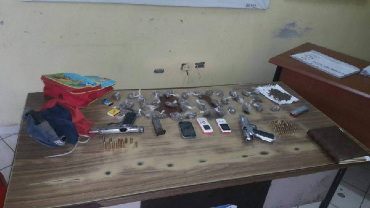 Capturan supuestos pandilleros, decomisan drogas y armas tras operativos en tres ciudades de Honduras