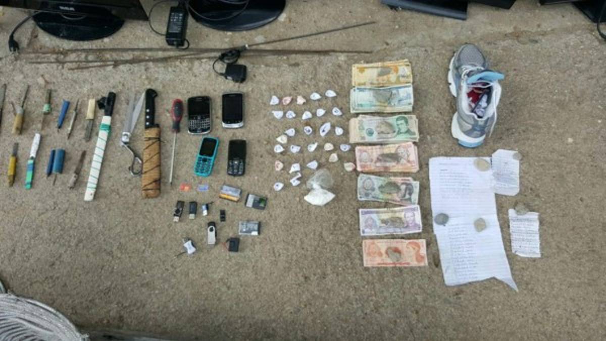 Realizan operativos en el centro penal de Comayagua, hallan antena para hacer llamadas