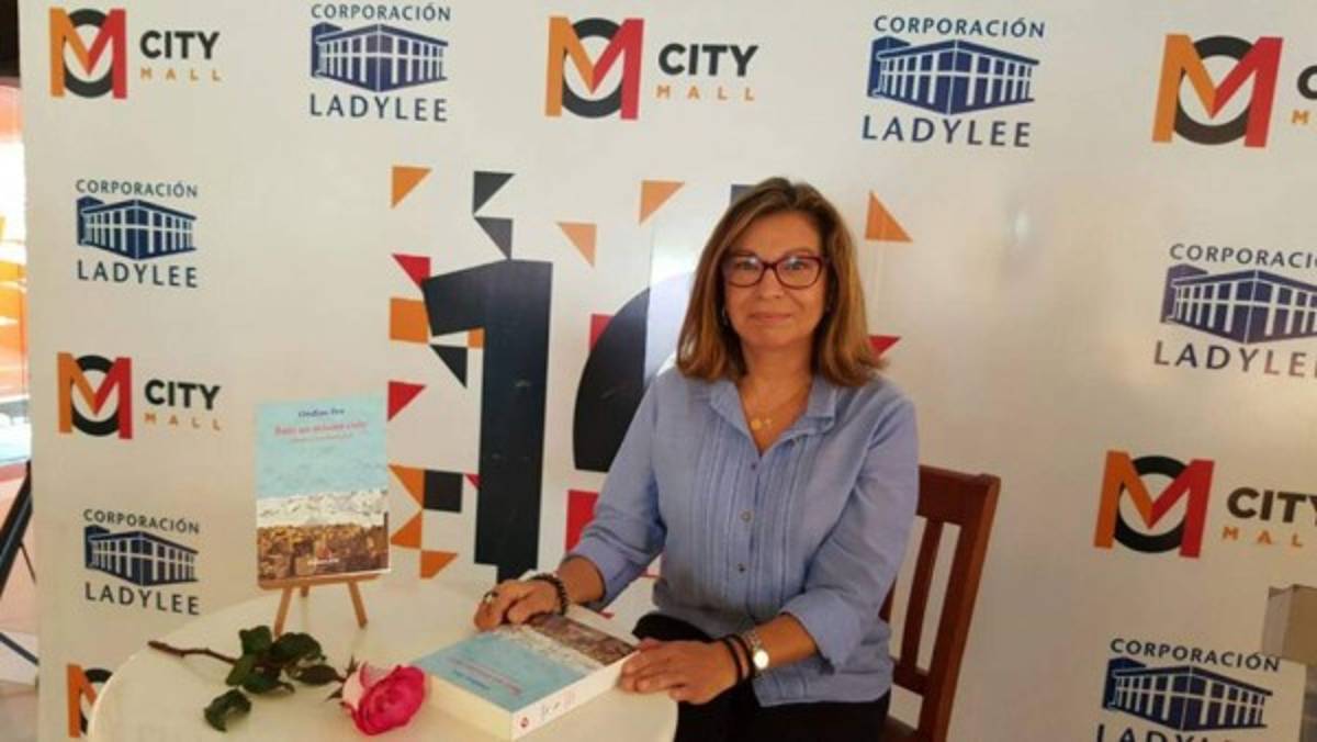 Ondina Zea: 'Soy una aspirante a escritora”