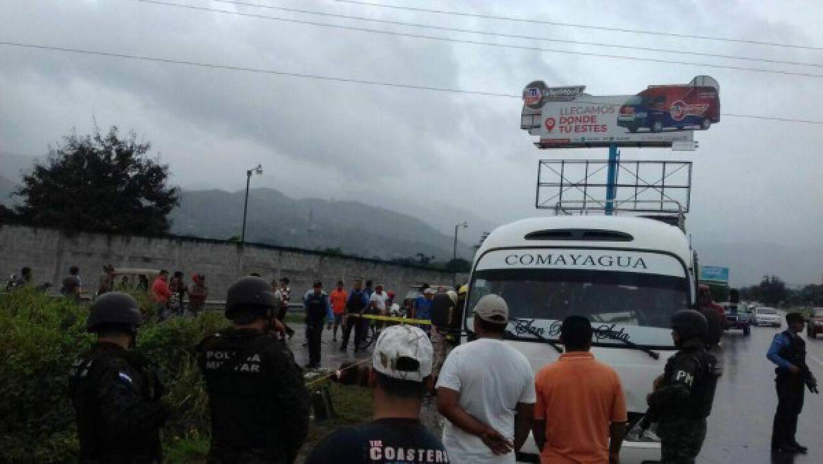 Un muerto y varios heridos deja violento asalto dentro de bus rapidito a la altura de Pimienta, Cortés