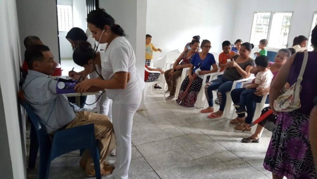 Pobladores de Las Marías reciben asistencia médica y odontológica