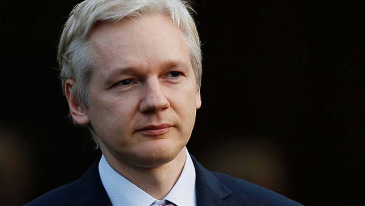 Los hombres australianos no hablamos de eso, dijo Assange