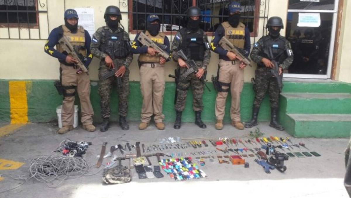 Honduras: Decomisan armas, municiones y droga en centro penal de San Pedro Sula