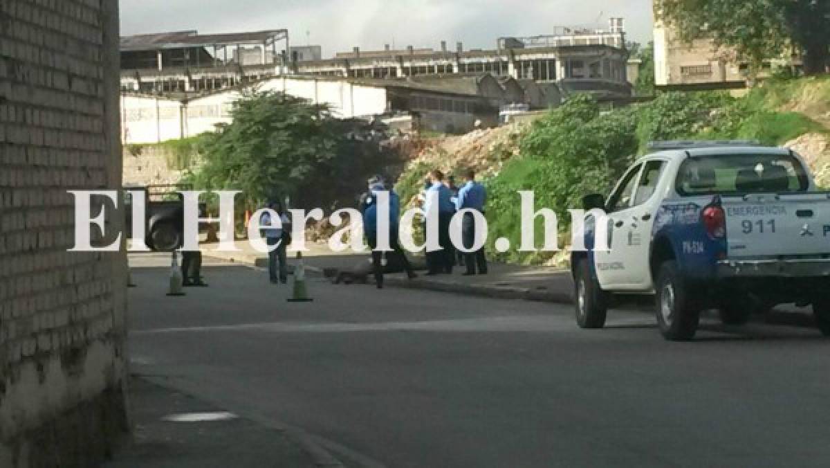 Matan a hombre y le dejan rótulo en el barrio Abajo de la capital de Honduras