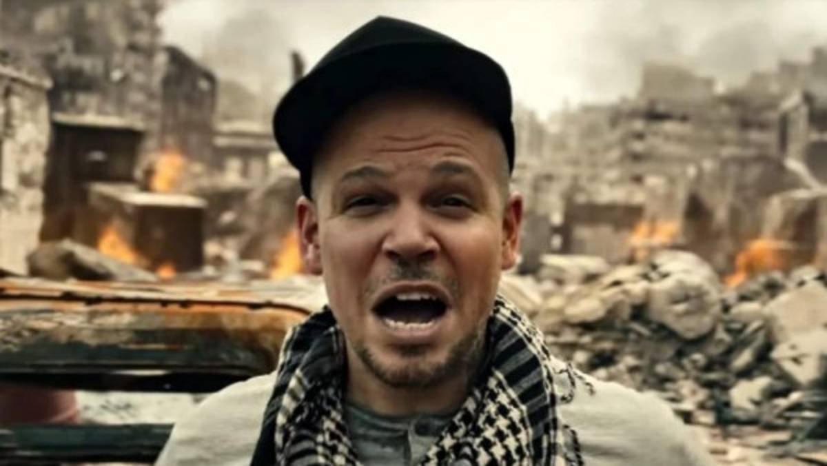 Residente estrenó su nuevo video 'Guerra' como solista