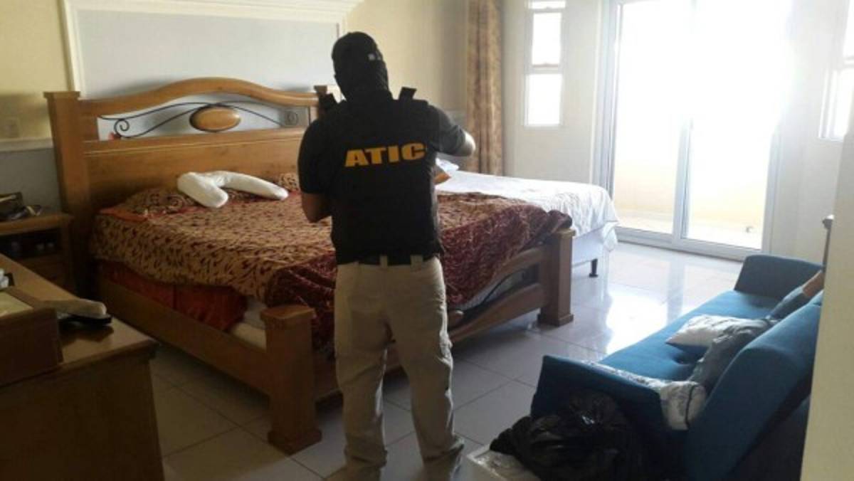 Ministerio Público asegura lujosa residencia a testaferro del Seguro Social