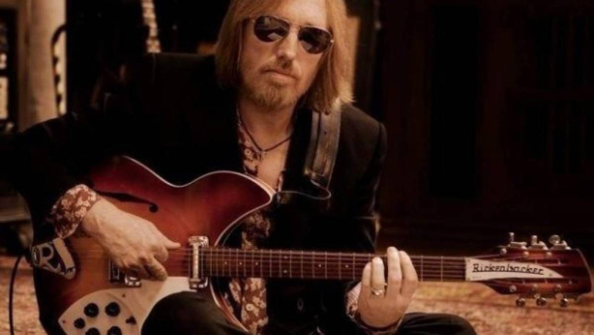Muere el rockero Tom Petty de ataque cardíaco