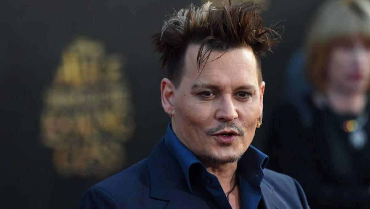 Johnny Depp sorprende con nueva imagen