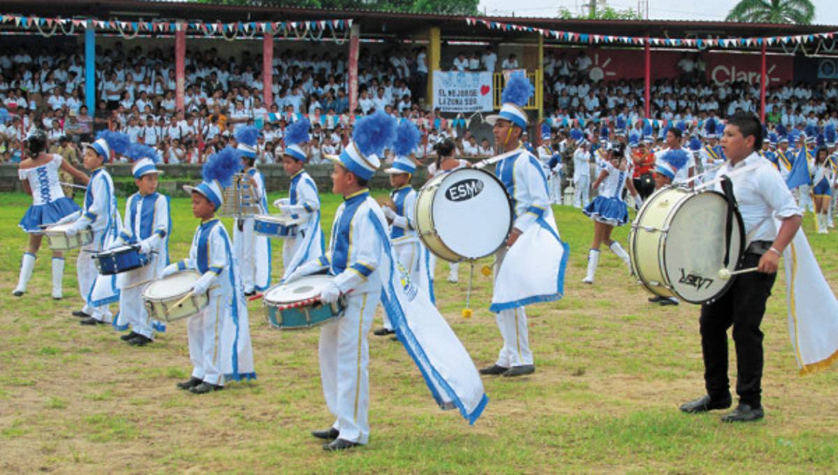 Sonaron los tambores en la sultana del sur