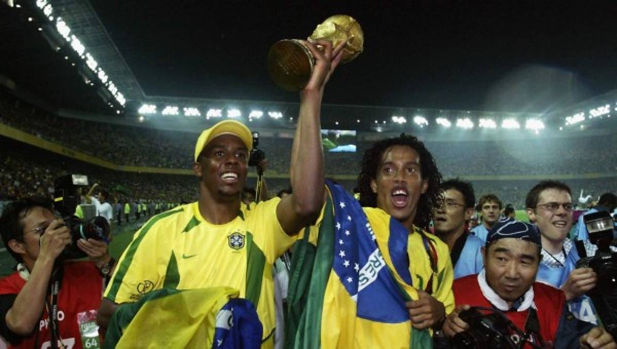 Bienvenido Ronaldinho Gaúcho, por primera vez en Honduras