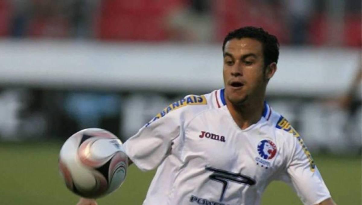 Futbolistas que jugaron en Olimpia y que pocos los recuerdan Futbolistas que jugaron en Olimpia y que pocos los recuerdan
