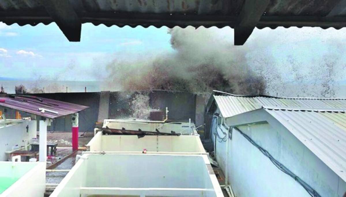 Emergencia municipal en Marcovia por marejadas