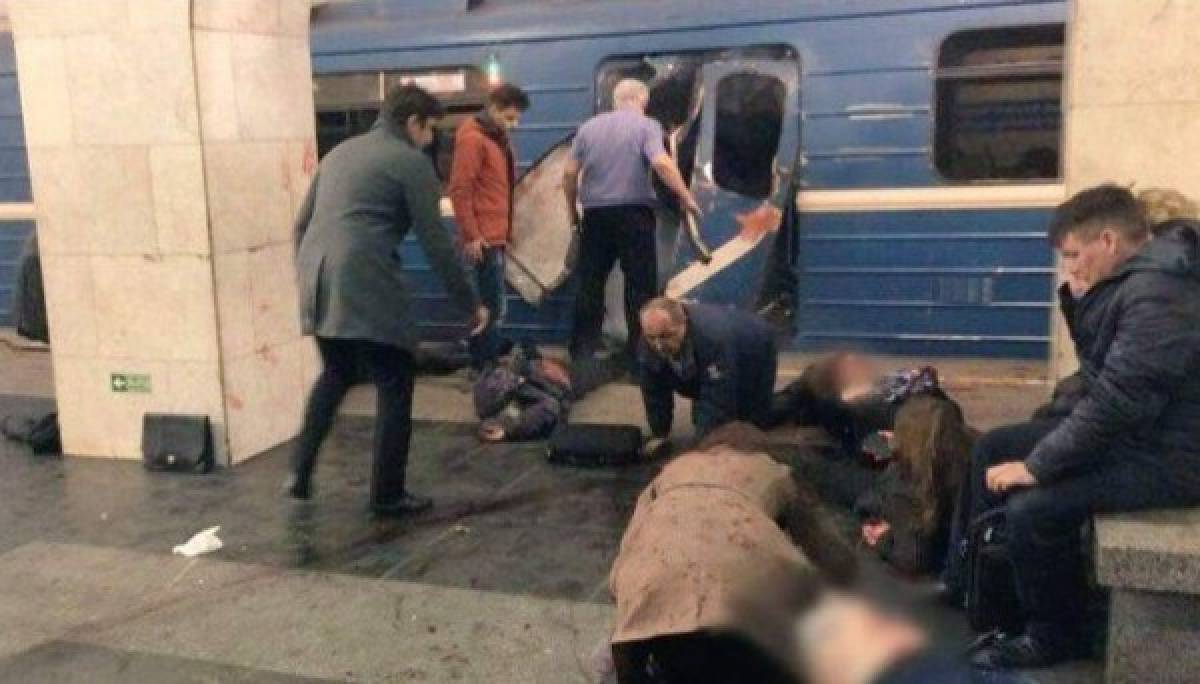Al menos diez muertos en explosión en el metro de San Petersburgo