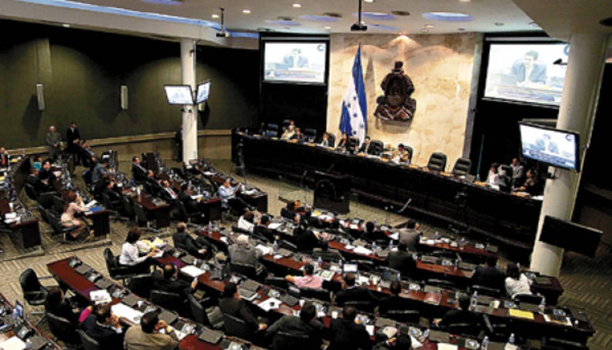 Entregan dictamen de ley contra extorsión