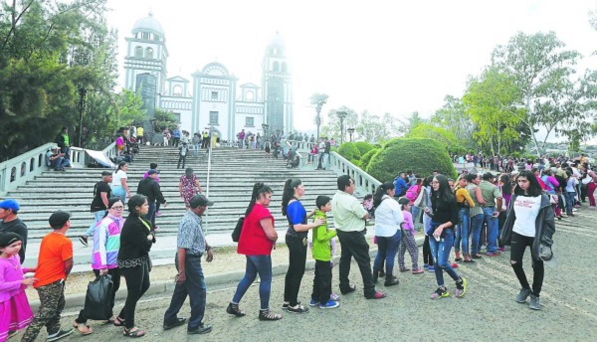 A buscar la paz guiados por la Virgen Suyapa llama la Iglesia