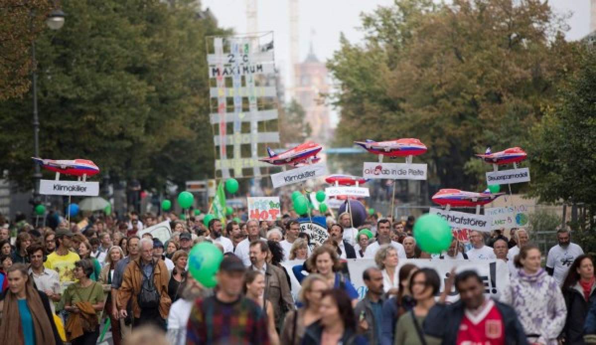 Unas 600,000 personas marchan contra el cambio climático