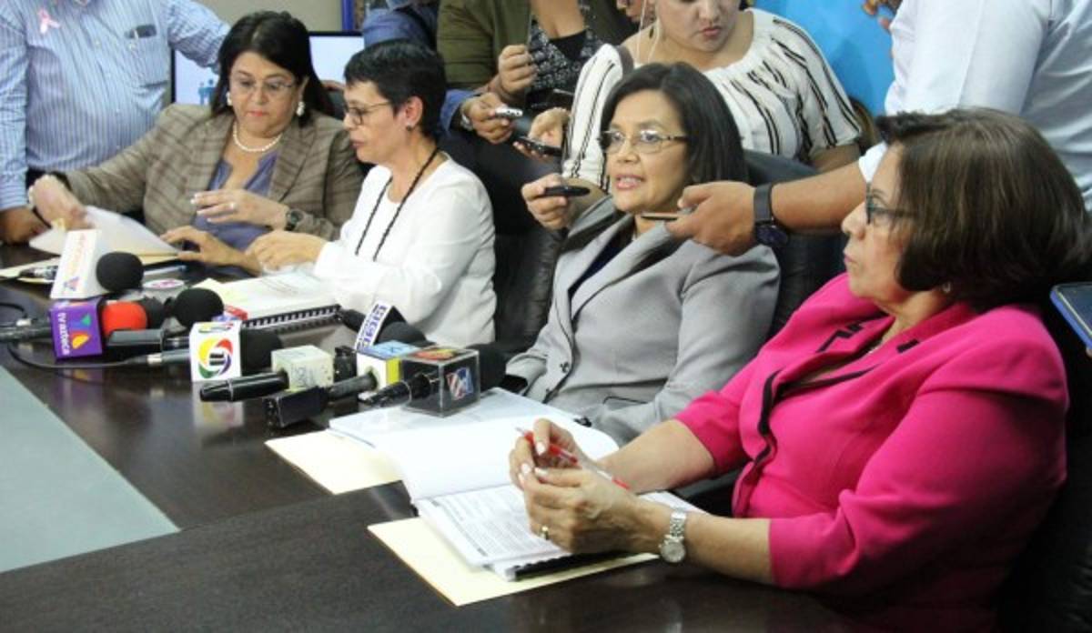 2,850 docentes ya se inscribieron para concurso de este año