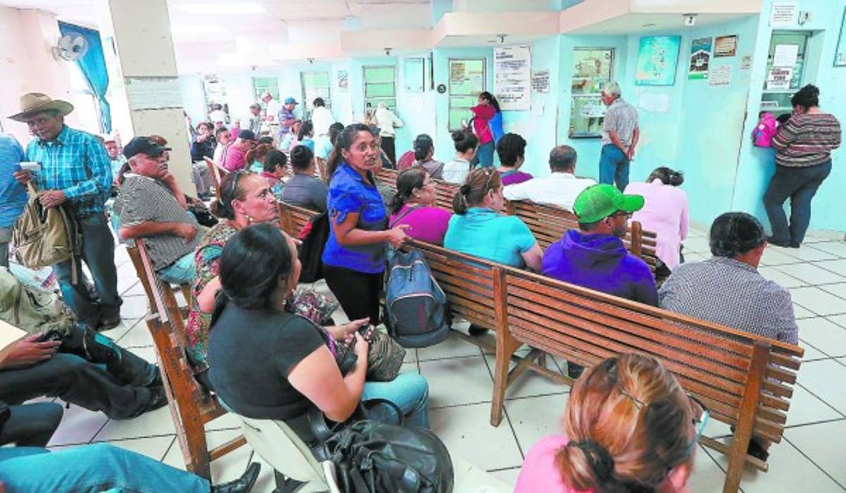 Persiste en el IHSS el calvario de los pacientes