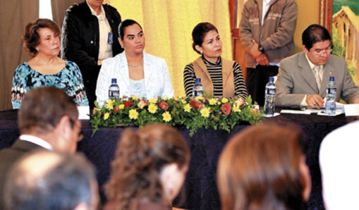 Preparan oficiales en protección a infantes