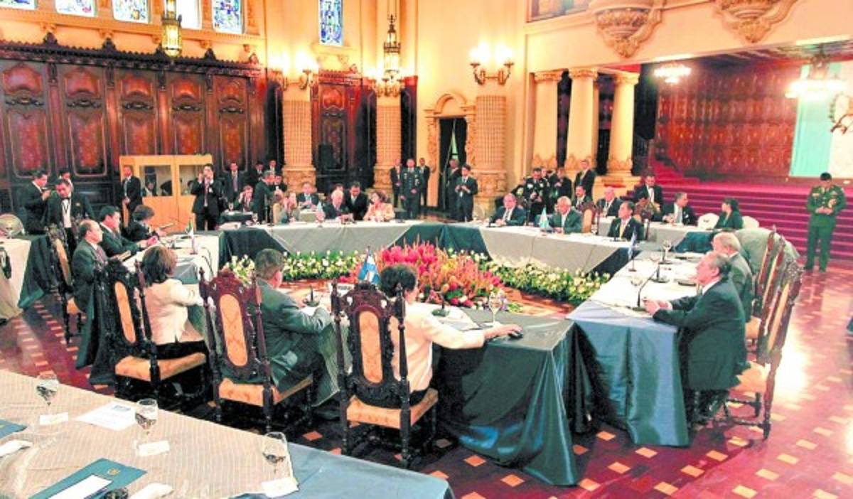 Trato conjunto a éxodo de niños