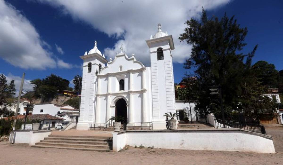 Santa Lucía venera al Señor de las Mercedes y prepara feria cultural