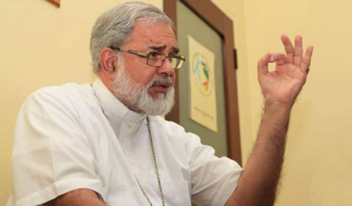 Rómulo Emiliani aclara que no se va de Honduras