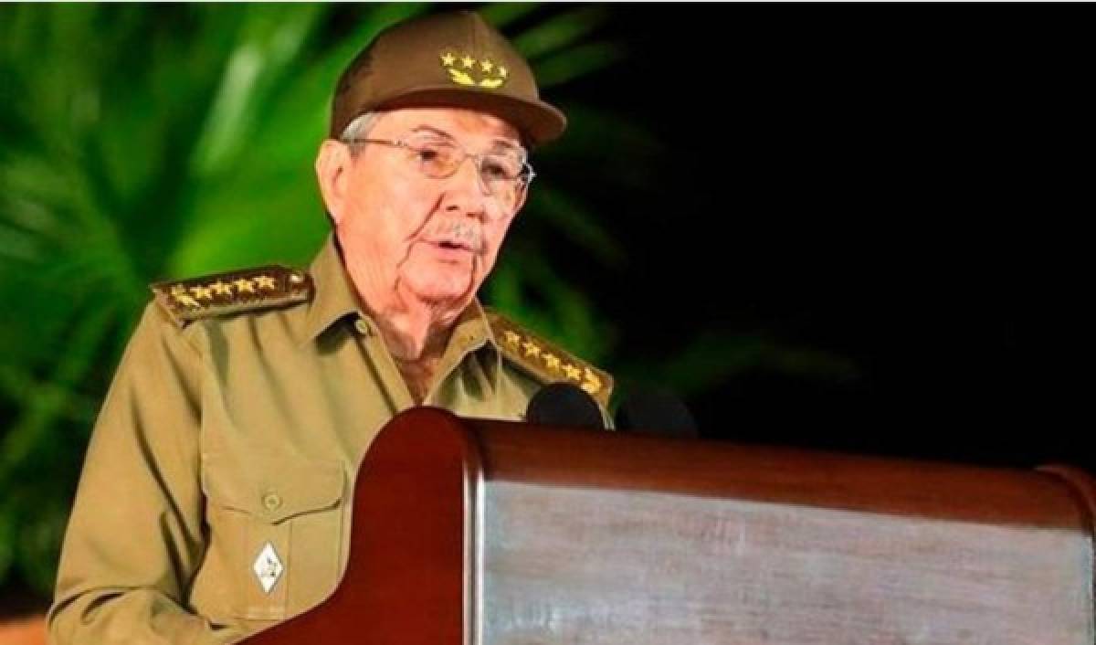 Estados Unidos impone sanciones al cubano Raúl Castro, anuncia Pompeo