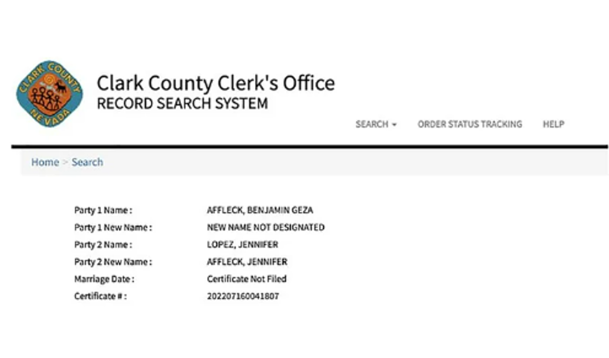 La licencia de matrimonio con los nombres oficiales de Jennifer y Ben.