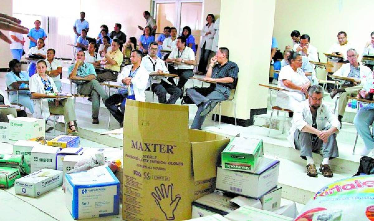 Desbandada de jefes en el hospital Mario Catarino Rivas