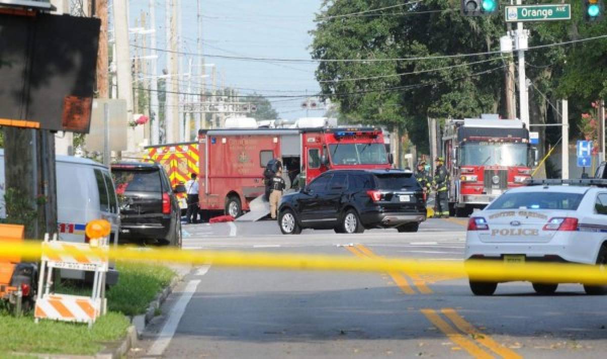 Unos 50 muertos y 42 heridos en club gay de Florida que FBI investiga como 'acto terrorista'  