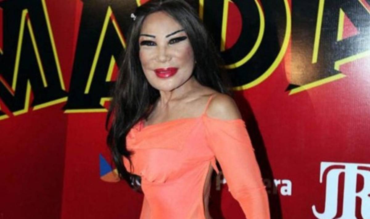 Juan Gabriel tuvo novia para tapar sus 'preferencias sexuales'