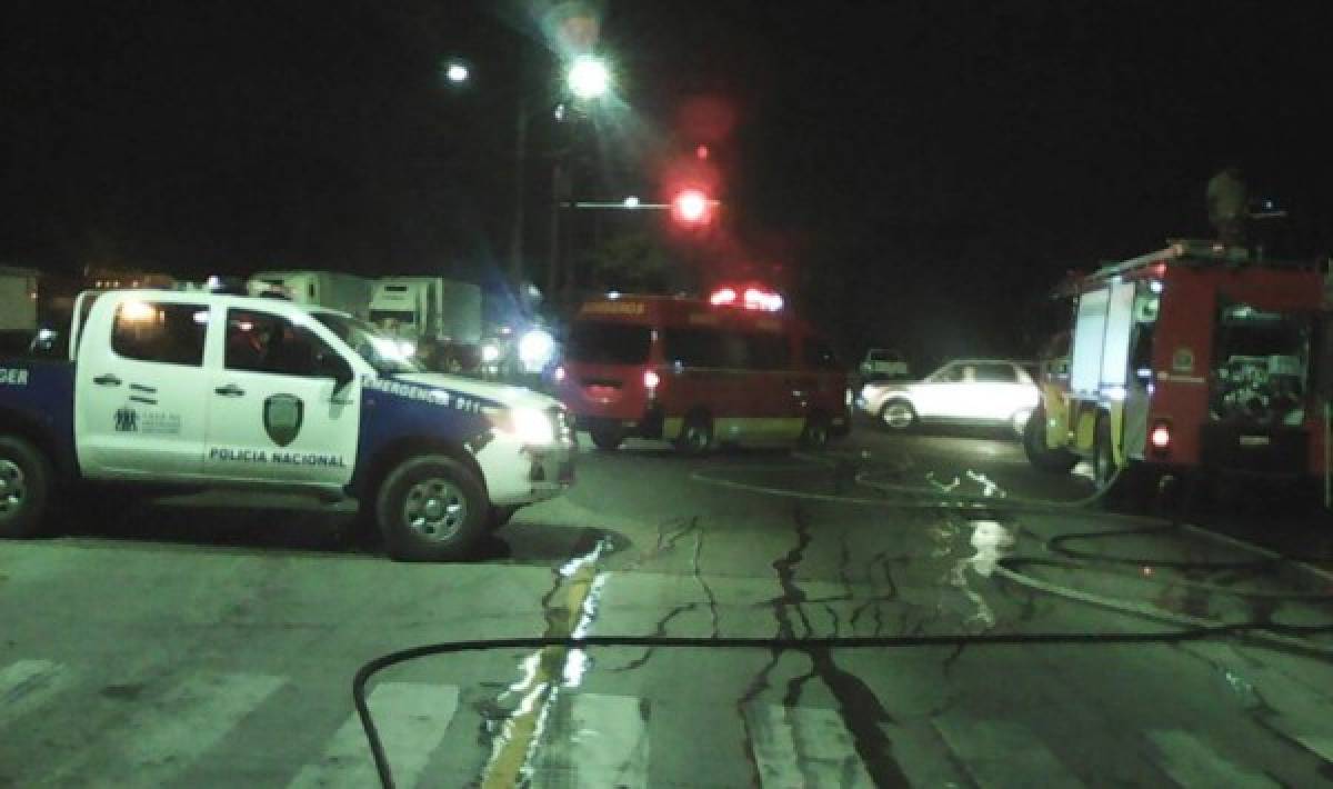 Queman bus interurbano en San Pedro Sula