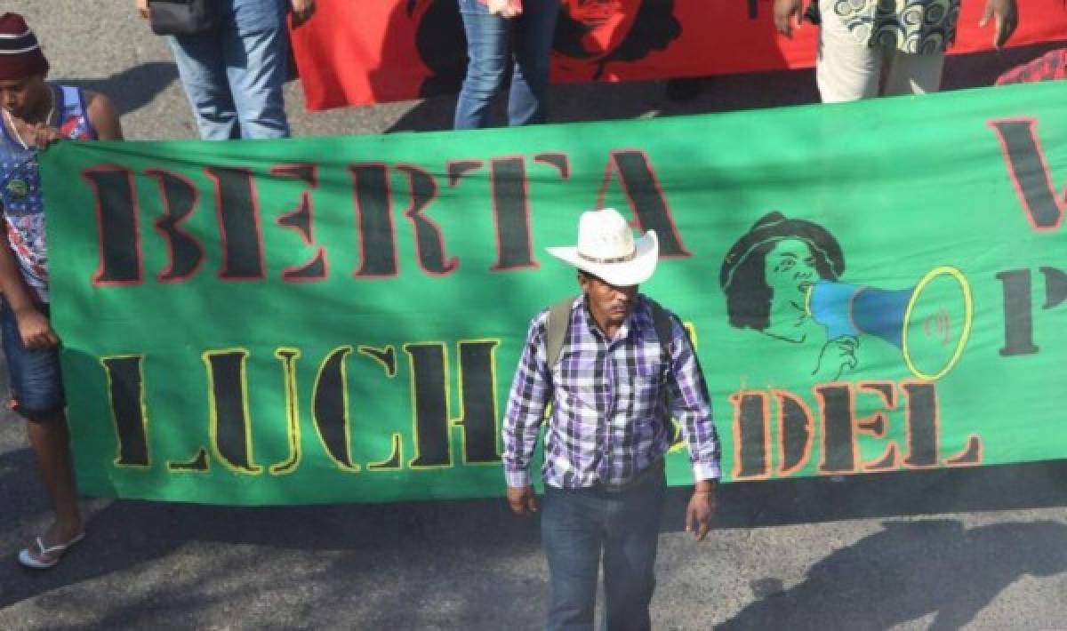 Masiva protesta para exigir justicia por la muerte de activistas del Copinh   