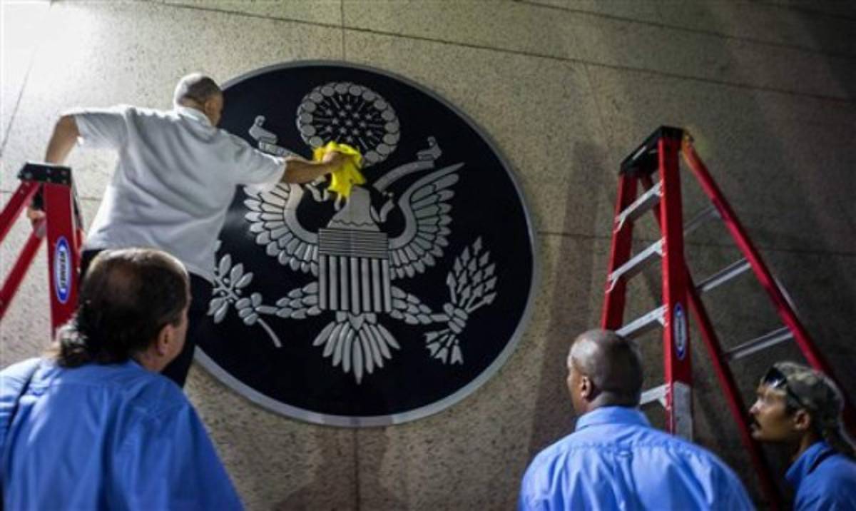 Kerry llega a Cuba para reapertura de embajada