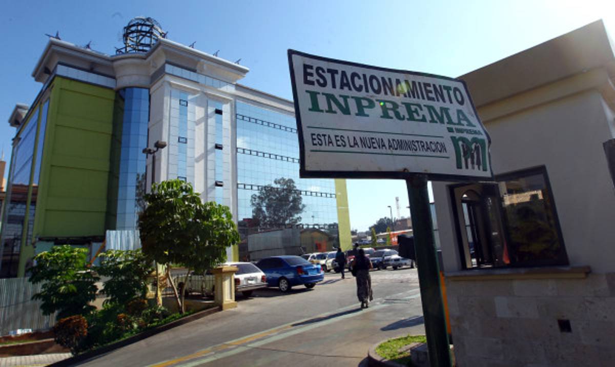 Colegios magisteriales están confrontados