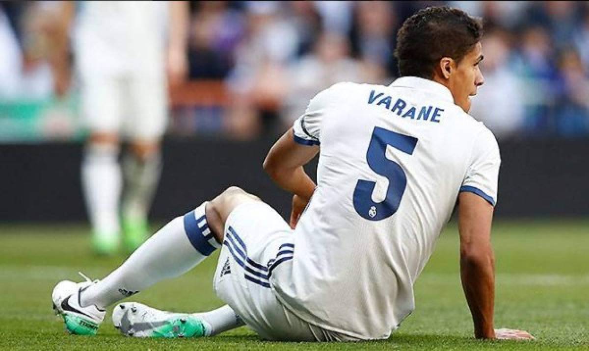 Raphael Varane se perderá partidos contra Bayern y Barcelona tras rotura fibrilar