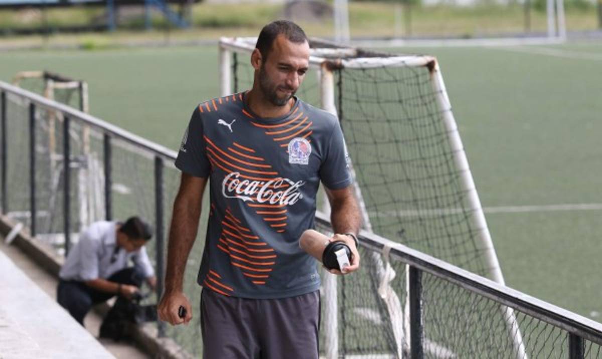 Henry Oliva sobre Fabio: 'El doctor le dio el alta, pero él ahorita solo camina'