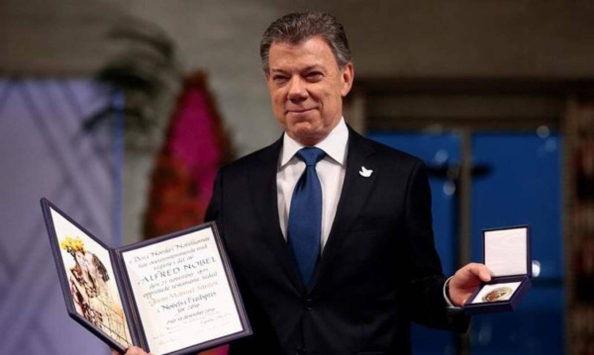 Santos recibió el Nobel de la paz 'en nombre de las víctimas