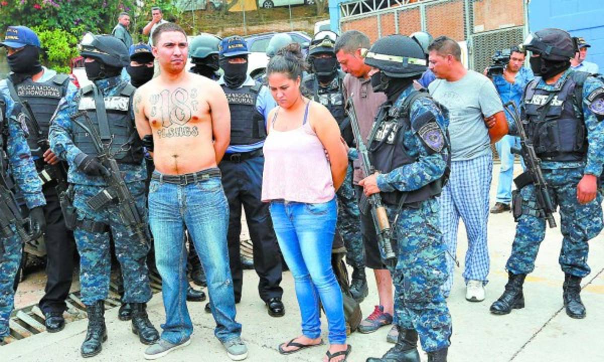 Cabecilla de la pandilla 18 cae tras allanamiento en la colonia Divanna