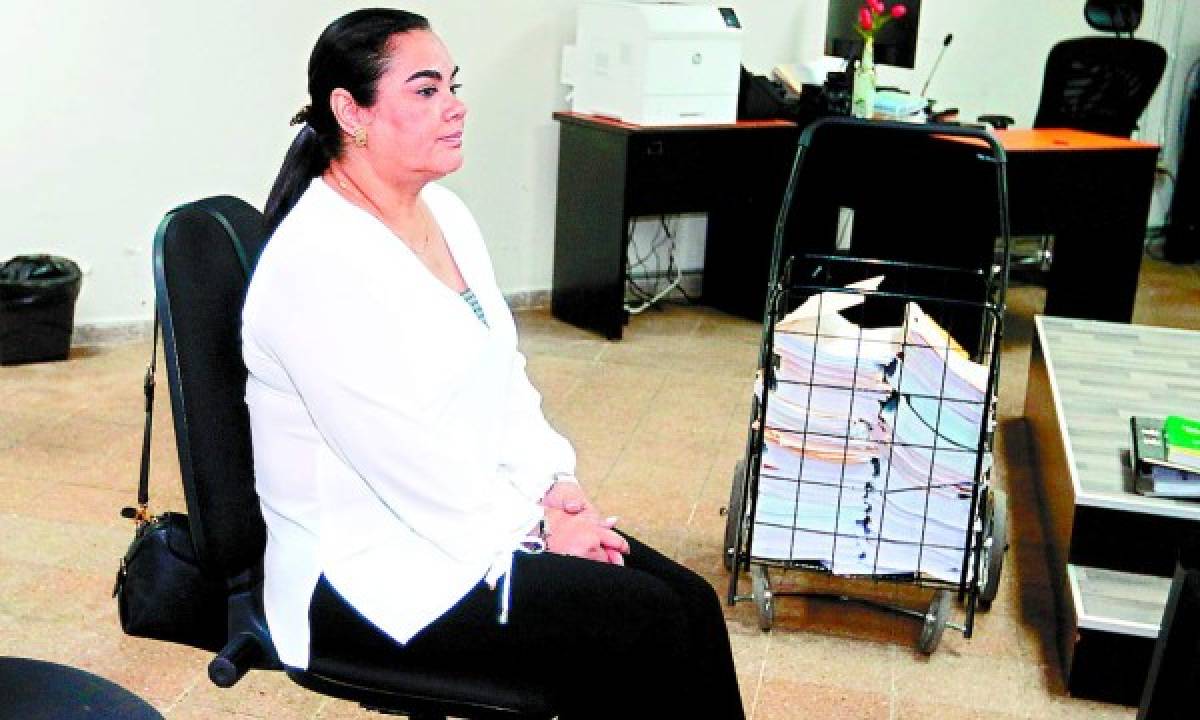 Admiten 21 nuevas pruebas en el juicio de ex primera dama de Honduras