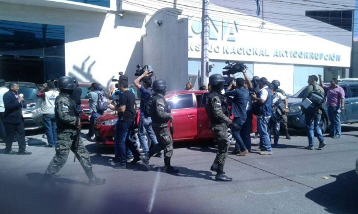 Unos 2 millones se saquearon con préstamos ficticios: ATIC