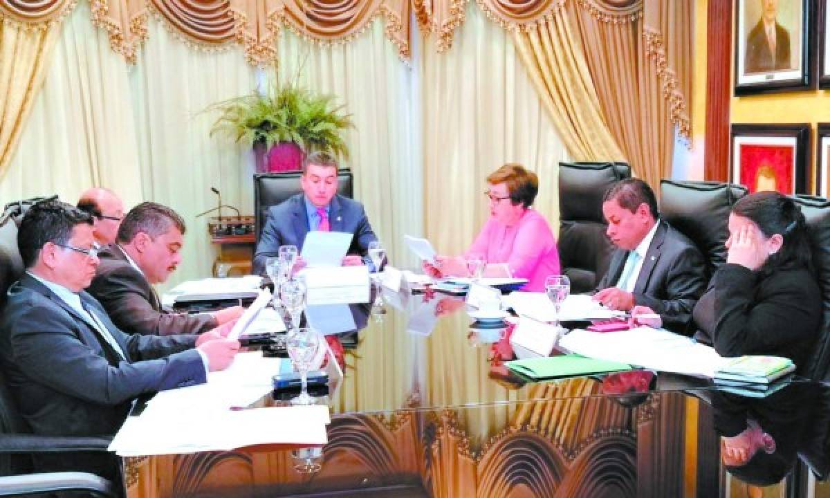 Junta ha recibido dos postulaciones para el cargo de fiscal del Ministerio Público