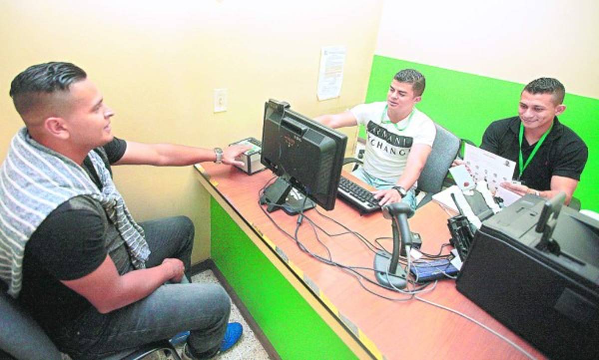 700 mil jóvenes tramitaron su tarjeta de identidad en el RNP