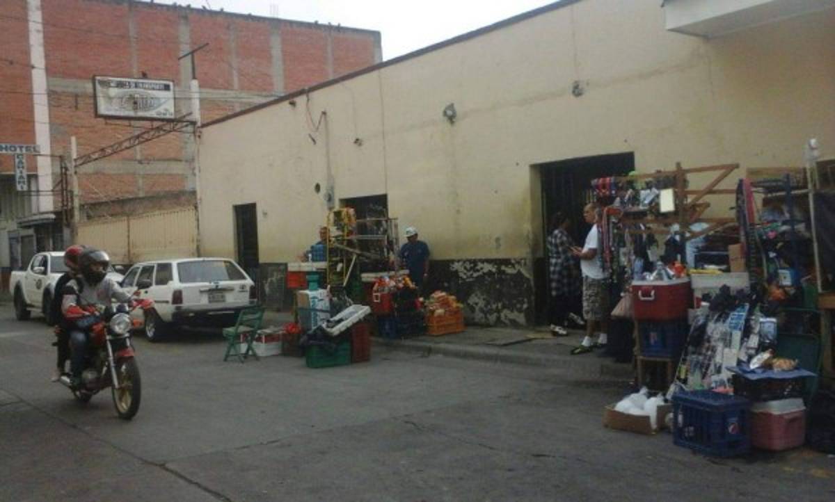 Una persona herida en atentado contra empresa de transporte Discovery